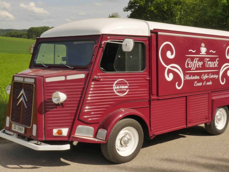 kultiger Vintage Van Citroen HY Wellblechwagen